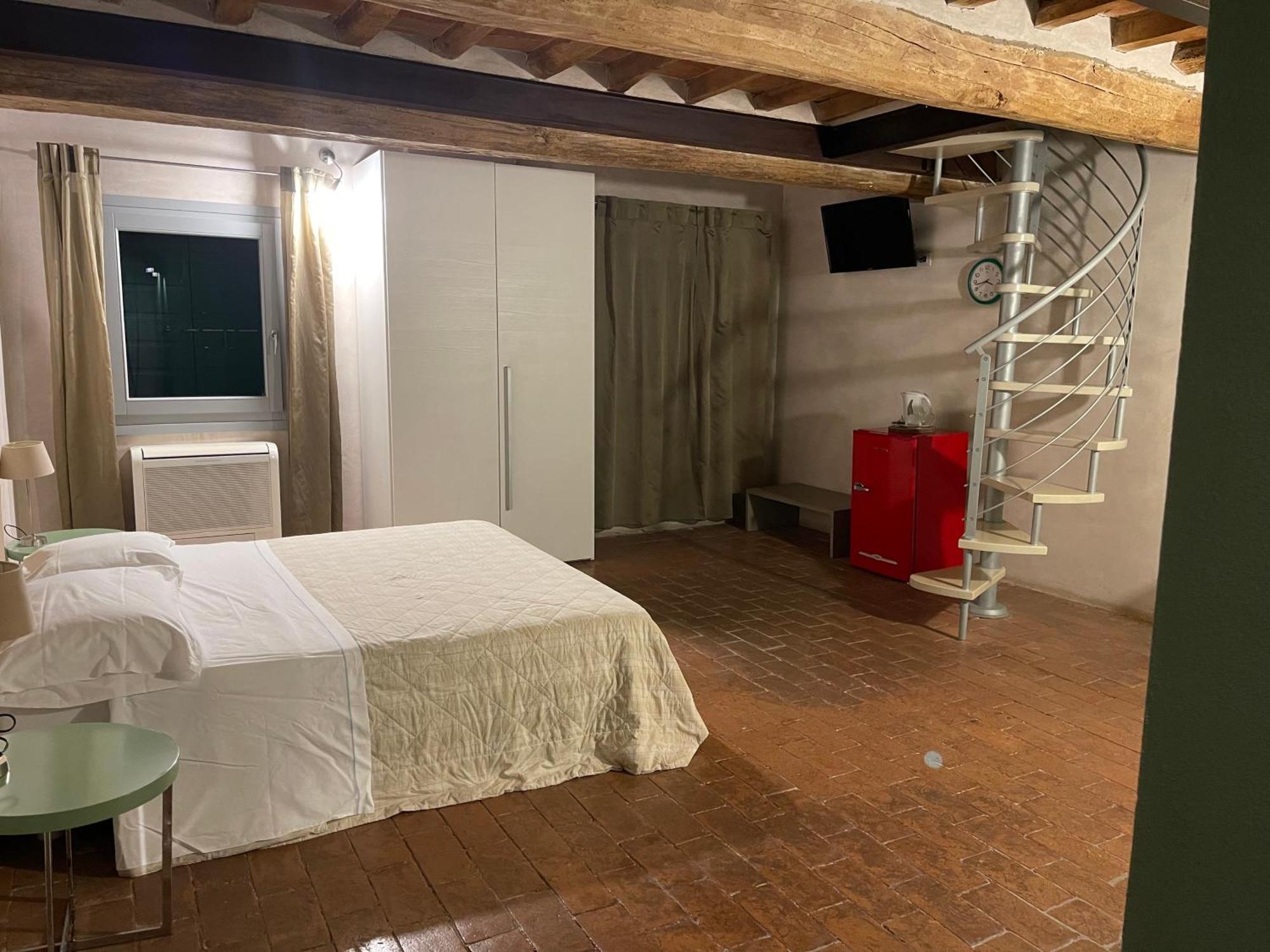 Agriturismo Albero Del Latte Bagnolo San Vito Buitenkant foto